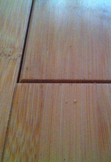 Unqualified assembled gap of problem bamboo flooring