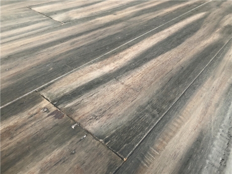 Bamboo Flooring - Stained brushed on edge 